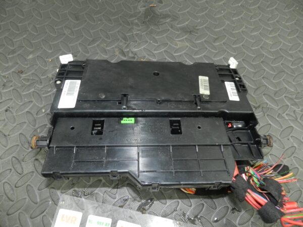 143. 2003 BMW E46 318Ci CONVERTIBLE. FUSE BOX BOARD 8364542 POWER BOARD UNIT - Image 9