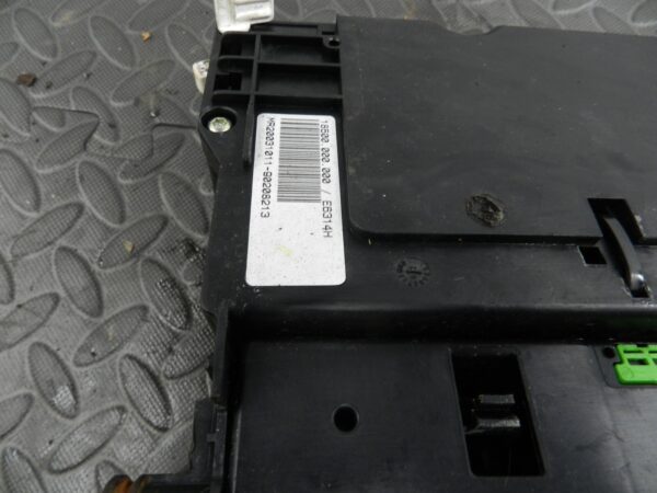 143. 2003 BMW E46 318Ci CONVERTIBLE. FUSE BOX BOARD 8364542 POWER BOARD UNIT - Image 10