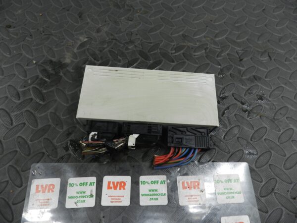 143. 2003 BMW E46 318Ci CONVERTIBLE. BCM BODY CONTROL MODULE UNIT 6932371 - Image 3