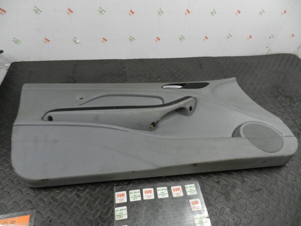 143. 2003 BMW E46 318Ci CONVERTIBLE. PASSENGER SIDE DOOR CARD - Image 2