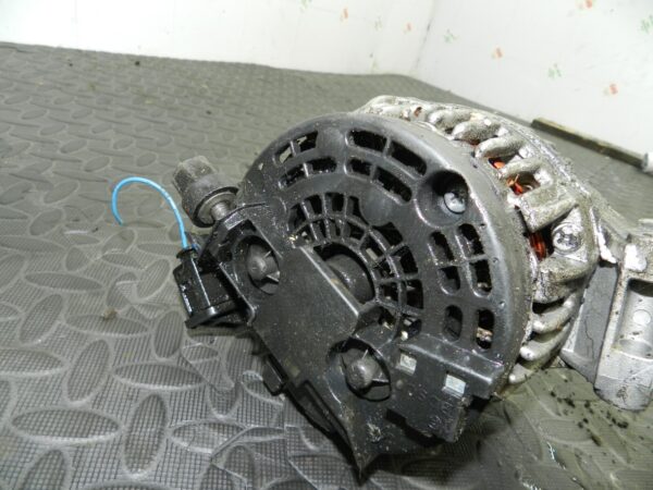 143. 2003 BMW E46 318Ci CONVERTIBLE. ALTERNATOR - Image 4