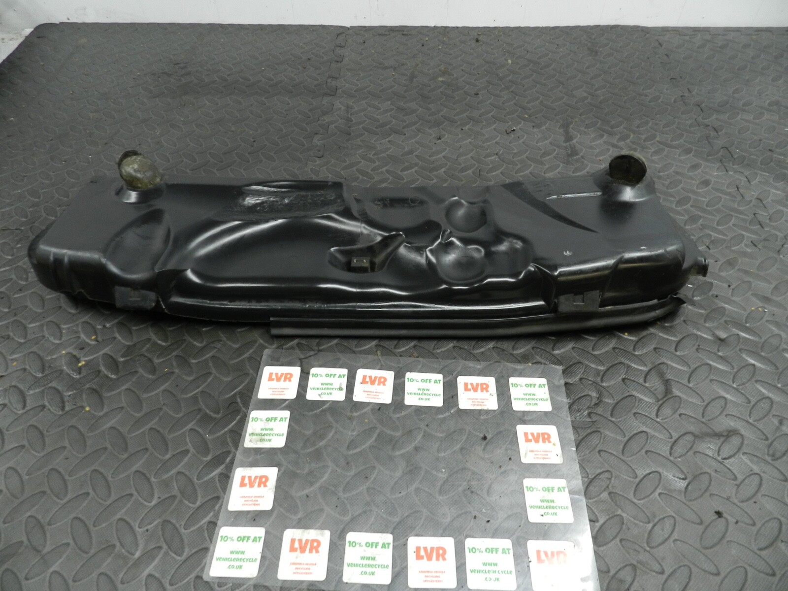 143. 2003 BMW E46 318Ci CONVERTIBLE. SCUTTLE PANEL 8370066