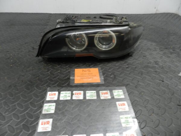 143. 2003 BMW E46 318Ci CONVERTIBLE. PASSENGER SIDE HEAD LIGHT FACE LIFT