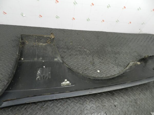 143. 2003 BMW E46 318Ci CONVERTIBLE. DRIVER SIDE WING IN BLACK - Image 3