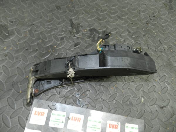 143. 2003 BMW E46 318Ci CONVERTIBLE. ACCELERATOR PEDAL - Image 2