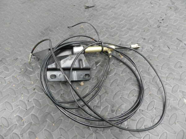 143. 2003 BMW E46 318Ci CONVERTIBLE. STORAGE LID HYDRAULIC STRUT CYLINDER LIFTER - Image 3