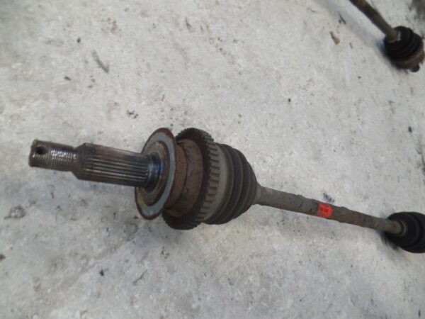 2010 MK2 2.2 CRDi Hyundai Santa Fe Automatic - Rear Drive Shaft - Image 3