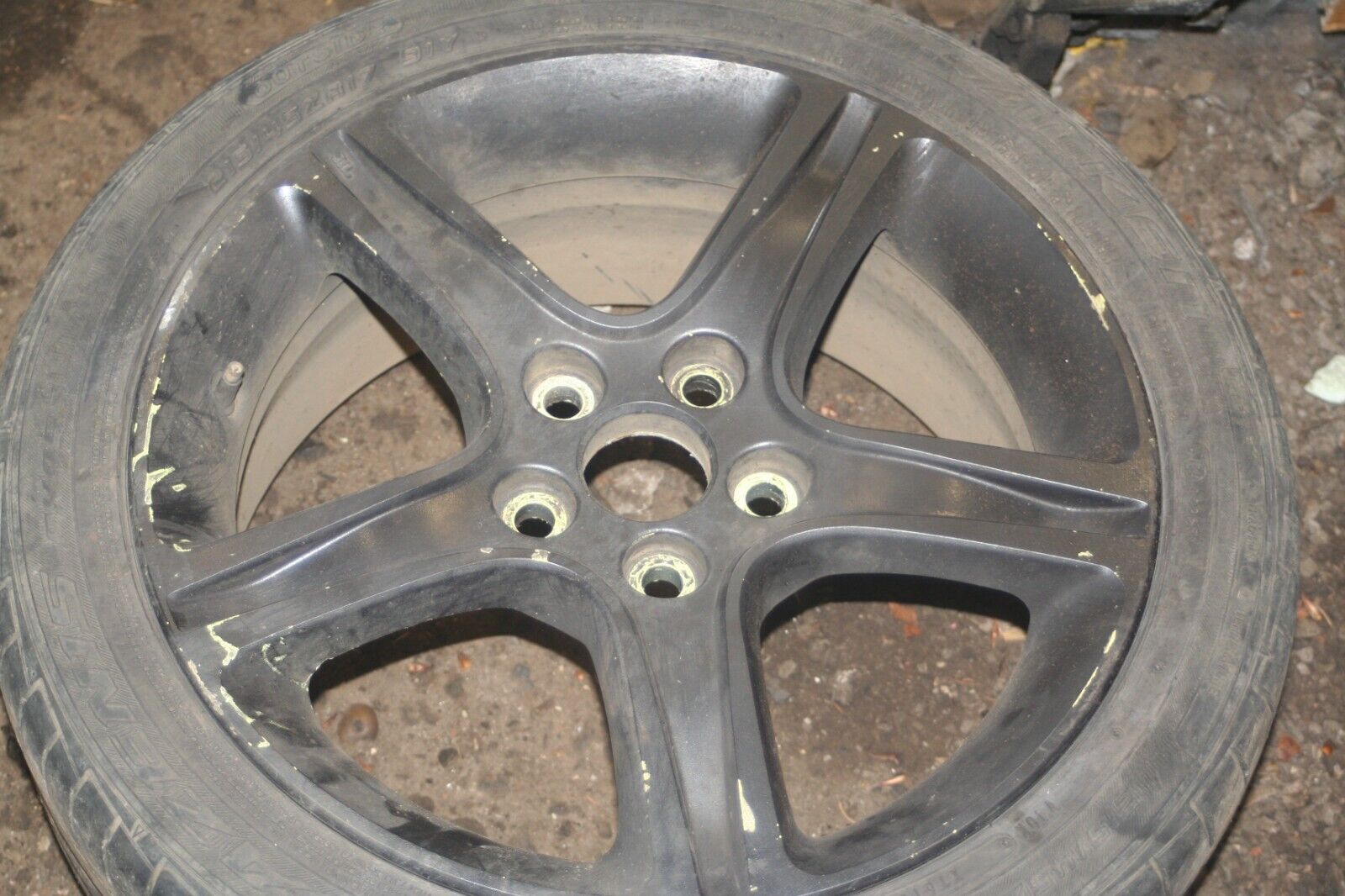 2004 LEXUS IS200 . SET OF 5 ALLOY WHEELS + TYRES 215/45/17 NEEDS 1 TYRE ATLEAST