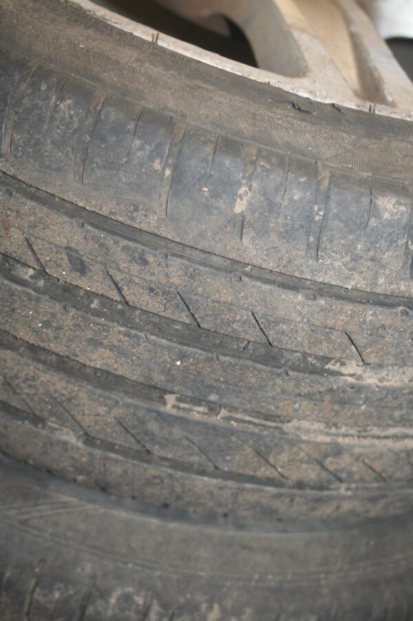 2004 LEXUS IS200 . SET OF 5 ALLOY WHEELS + TYRES 215/45/17 NEEDS 1 TYRE ATLEAST - Image 6