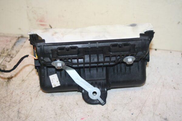 2013 VAUXHALL ADAM 1.4 PETROL MANUAL. PASSENGER SIDE DASHBOARD AIRBAG - Image 3