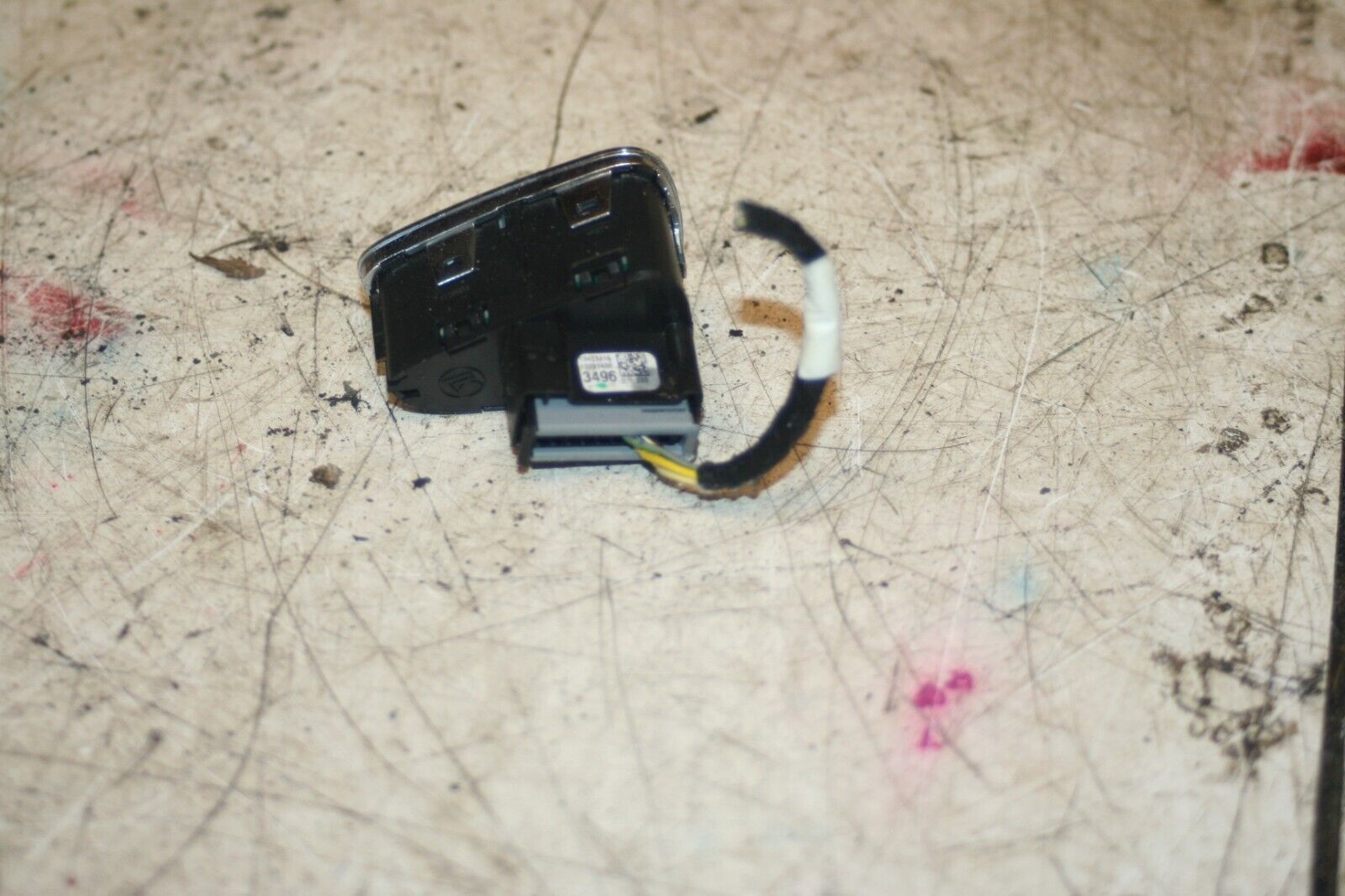 2013 VAUXHALL ADAM 1.4 PETROL MANUAL. CITY STEERING BUTTON - Image 2