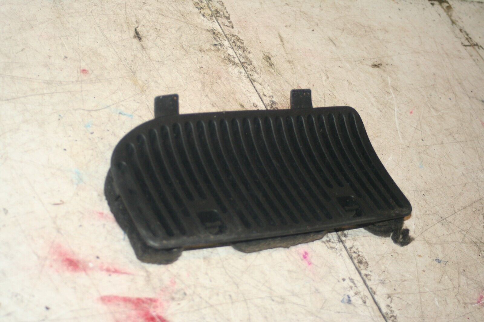 2013 VAUXHALL ADAM 1.4 PETROL MANUAL. BOOT FAIRING TRIM COVER LID - Image 2