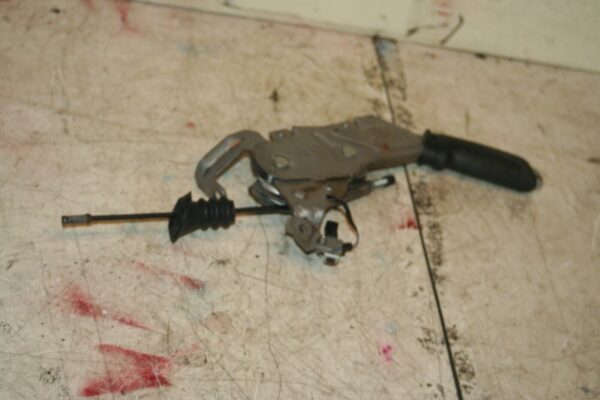 2013 VAUXHALL ADAM 1.4 PETROL MANUAL. HANDBRAKE LEVER ARM