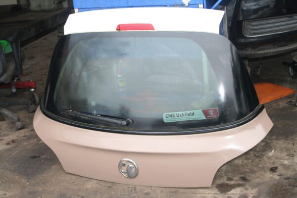 2013 VAUXHALL ADAM 1.4 PETROL MANUAL. BOOT LID TAIL GATE IN BROWN - Image 2