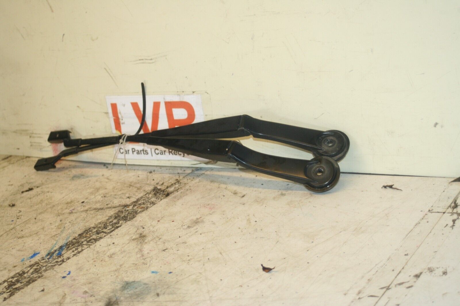 (69) 2014 FORD FOCUS MK3 1.0 ECOBOOST. WIPER ARMS