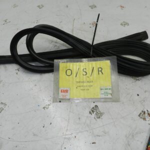 2006 LAND ROVER FREELANDER 1 TD4 L314 DRIVER SIDE REAR DOOR RUBBER SEAL