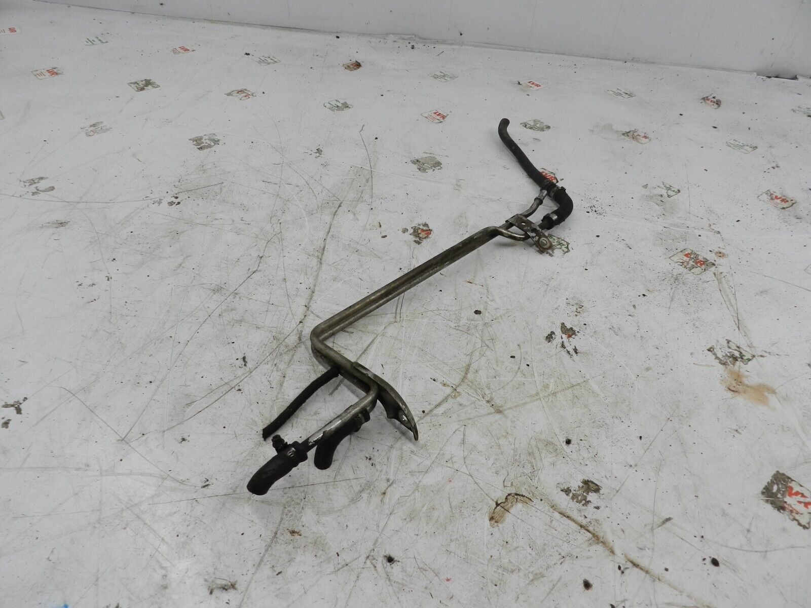 2006 LAND ROVER FREELANDER 1 FACELIFT TD4 L314. FUEL METAL PIPES