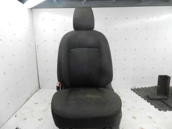 2011 NISSAN QASHQAI J10 MK1. PASSENGER SIDE FRONT SEAT