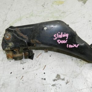 2015 CITROEN BERLINGO MK2. PASSENGER SIDE SLIDING DOOR LOWER ROLLER