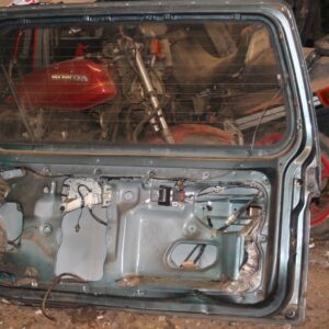 MITSUBISHI PAJERO SHOGUN. BOOT LID TAILGATE IN GREEN