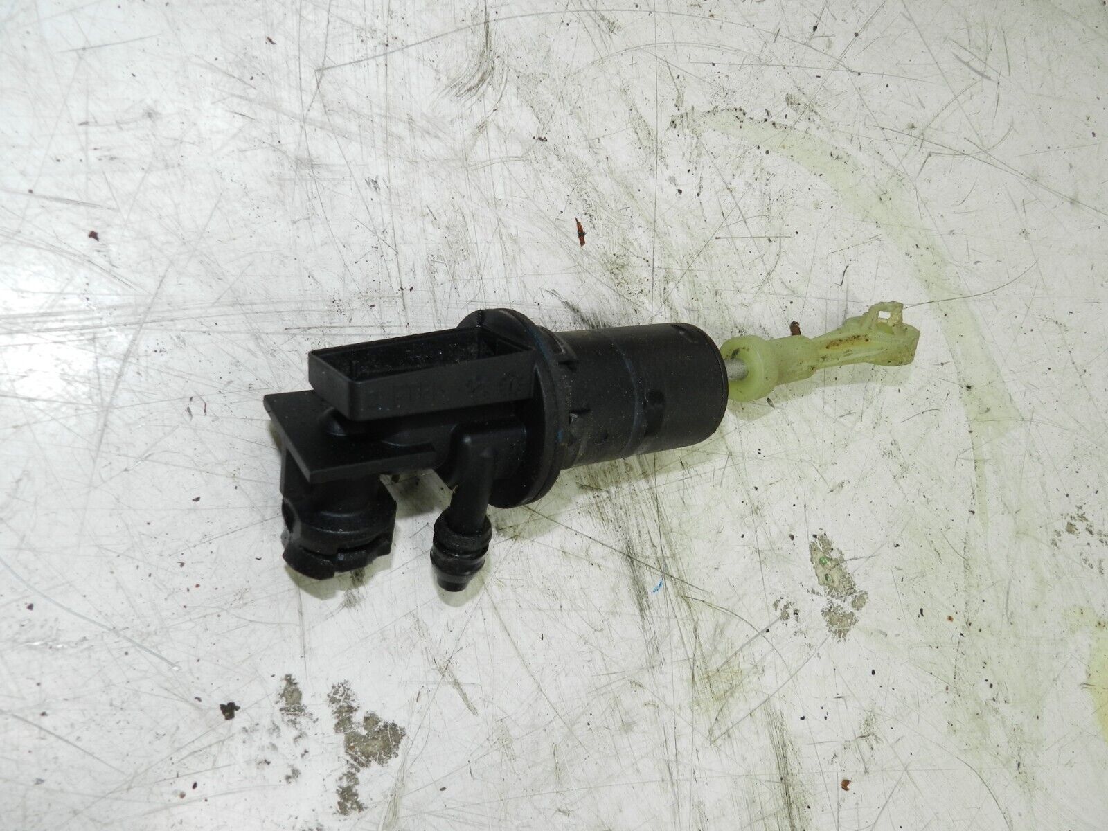 2015 CITROEN BERLINGO MK2. CLUTCH MASTER CYLINDER