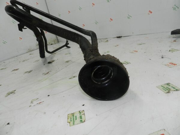 2011 NISSAN QASHQAI J10 MK1. FUEL DIESEL FILL UP PIPE - Image 3
