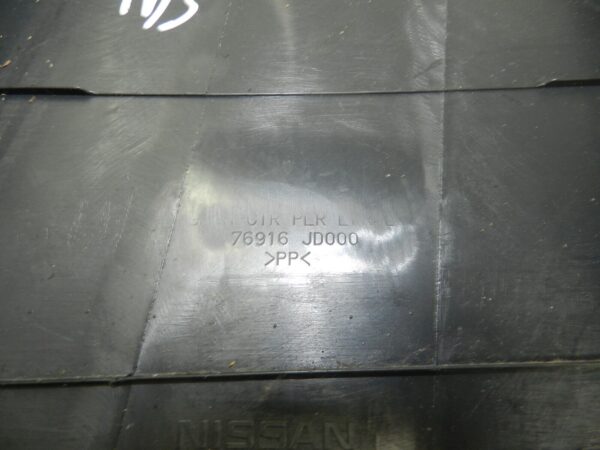 2011 NISSAN QASHQAI J10 MK1. PASSENGER SIDE B PILLAR LOWER TRIM - Image 4