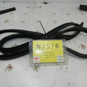 2011 NISSAN QASHQAI J10 MK1. PASSENGER SIDE REAR DOOR RUBBER SEAL