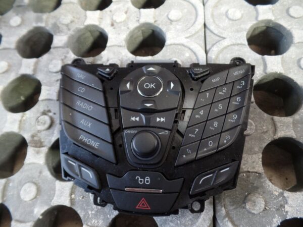 2013 Mk3 Ford Focus Stereo Control Panel 331411000 AM5T18k811CE