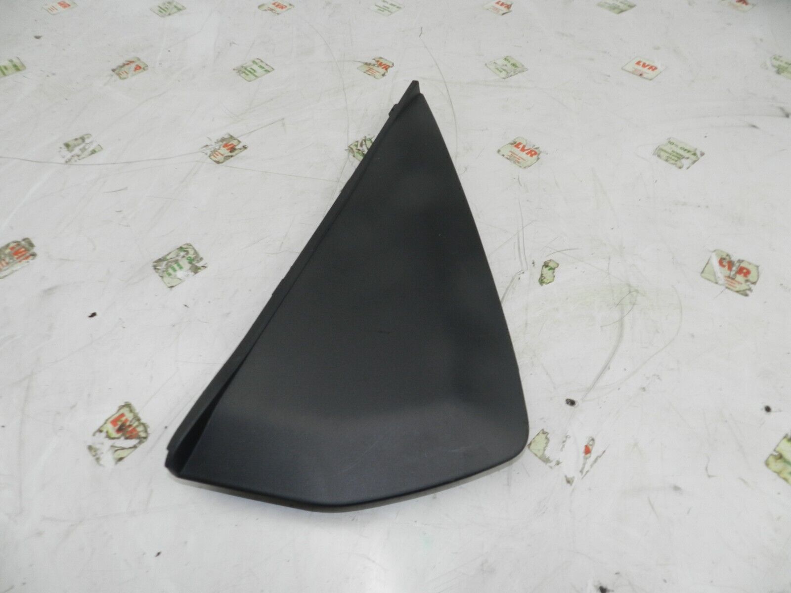 2011 NISSAN QASHQAI J10 MK1. DASHBOARD END TRIM