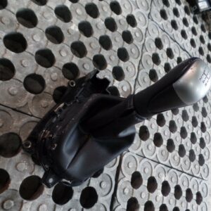 MK2 Nissan Note 2015 1.2 5-Speed Gear Stick