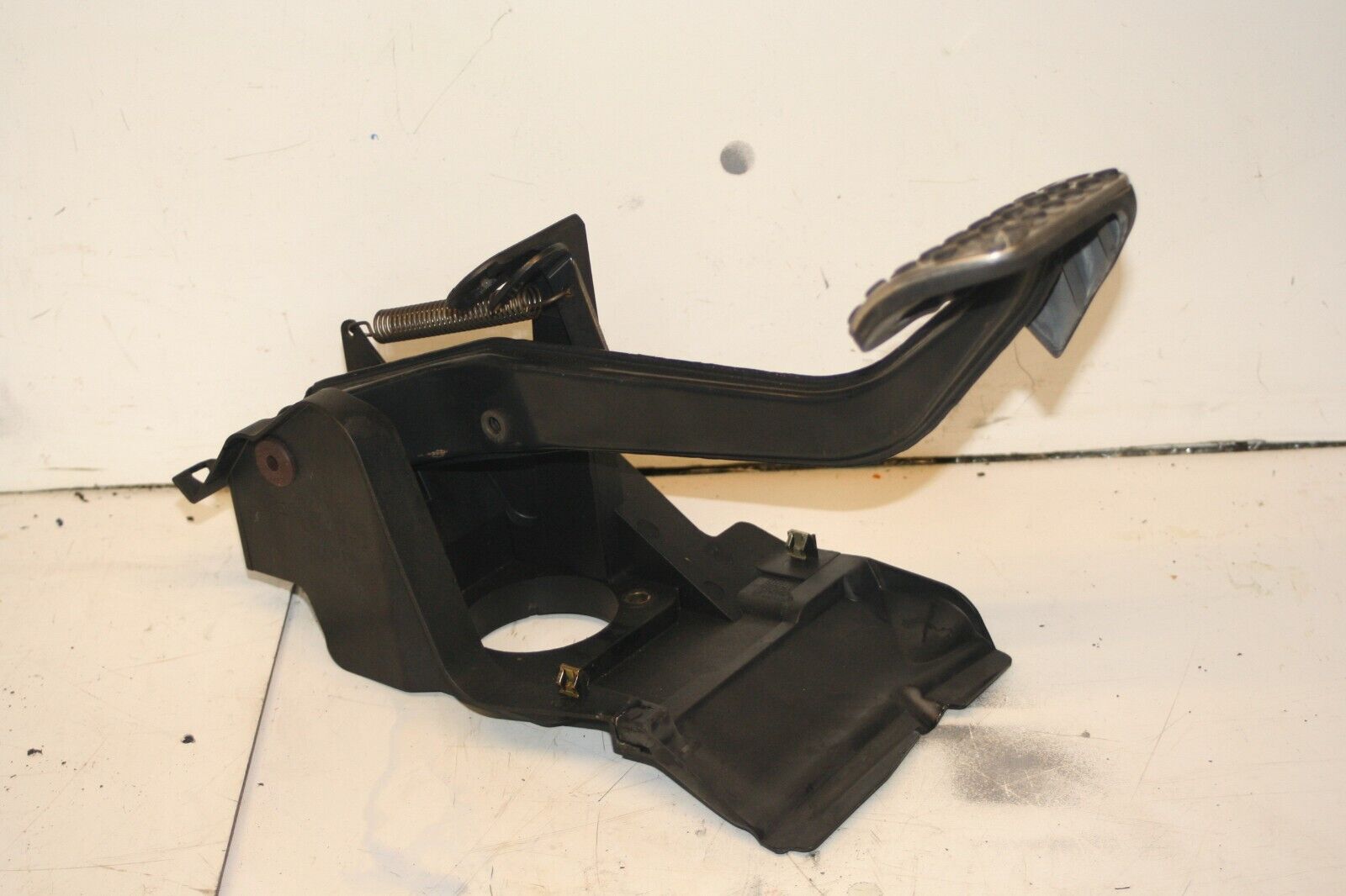 MERCEDES CLK W209. ACCELERATOR PEDAL
