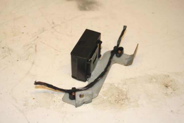 MERCEDES CLK W209. A2118209126 ALARM CONTROL MODULE - Image 2
