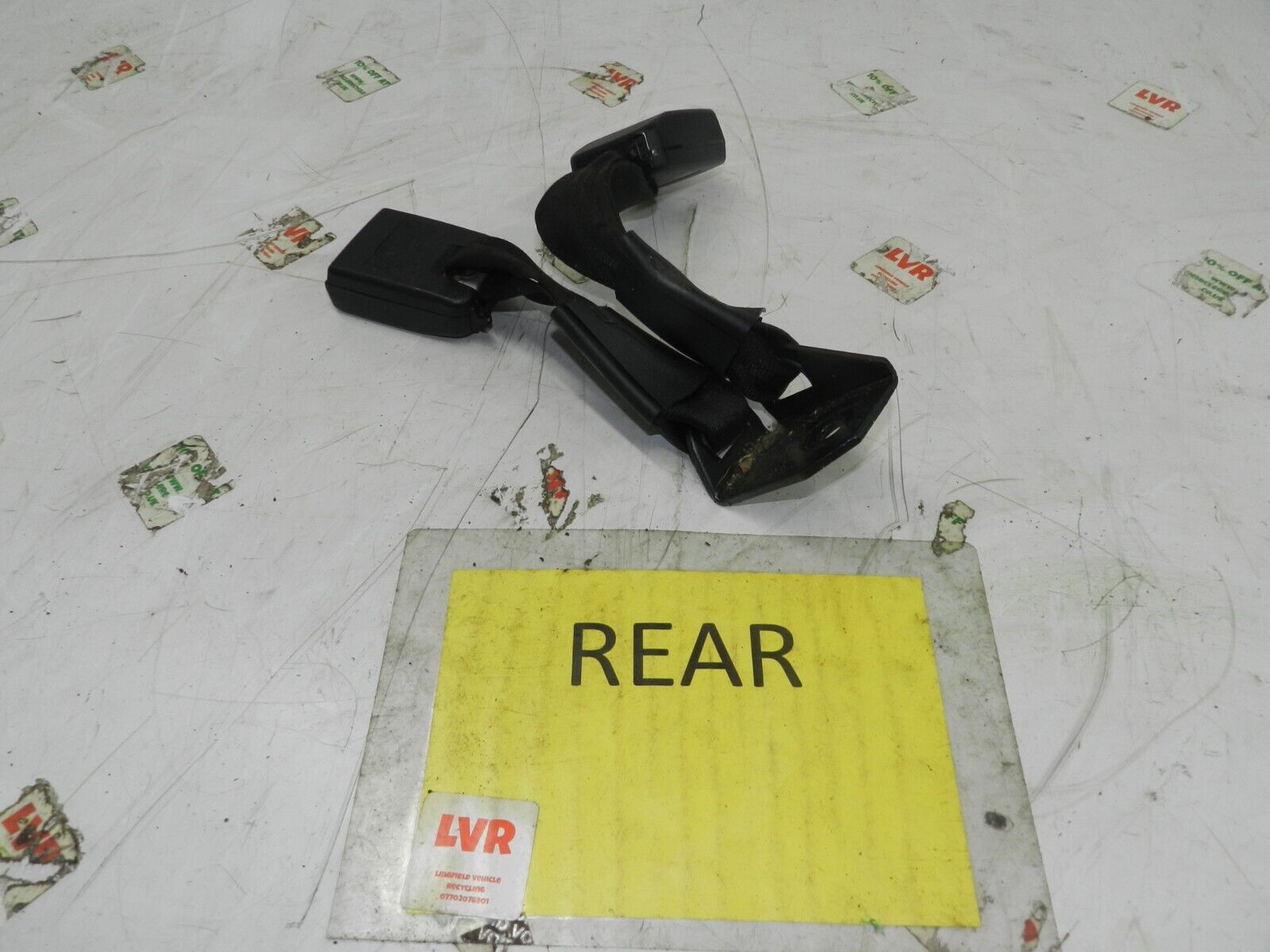 2011 NISSAN QASHQAI J10 MK1. REAR SEAT BELT BUCKLES CLIPS