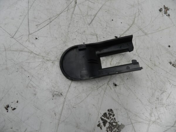 2006 LAND ROVER FREELANDER 1 FACELIFT TD4 L314. SEAT PLASTIC TRIM - Image 2