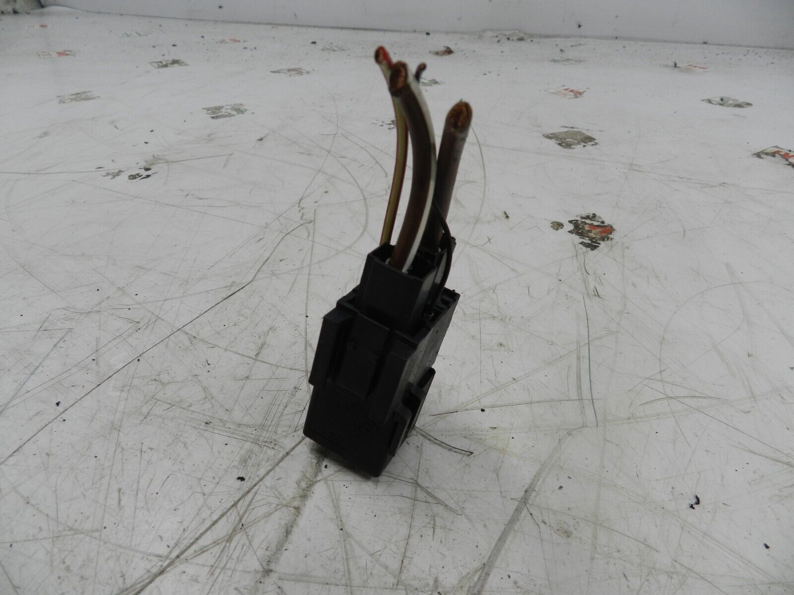 2006 LAND ROVER FREELANDER 1 FACELIFT TD4 L314. RELAY AND HOUSING - Image 4