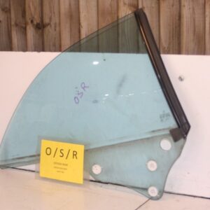 MERCEDES CLK W209. PASSENGER SIDE REAR QUARTER GLASS