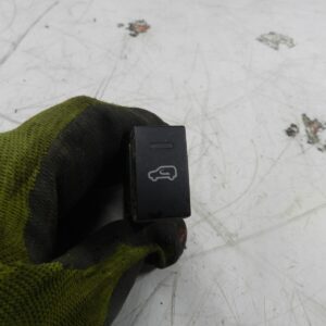 2006 LAND ROVER FREELANDER 1 TD4 L314. AIR RECIRCULATION LIGHT BUTTON SWITCH