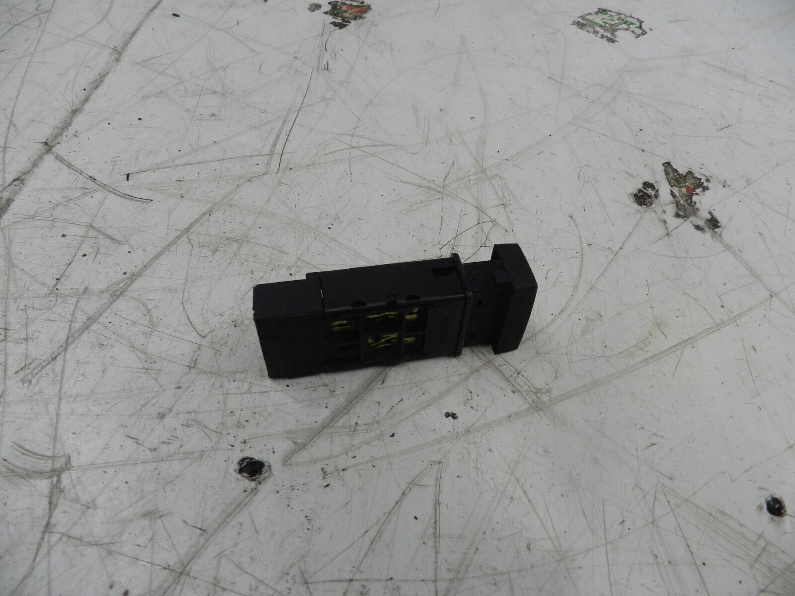 2006 LAND ROVER FREELANDER 1 TD4 L314. AIR RECIRCULATION LIGHT BUTTON SWITCH - Image 2