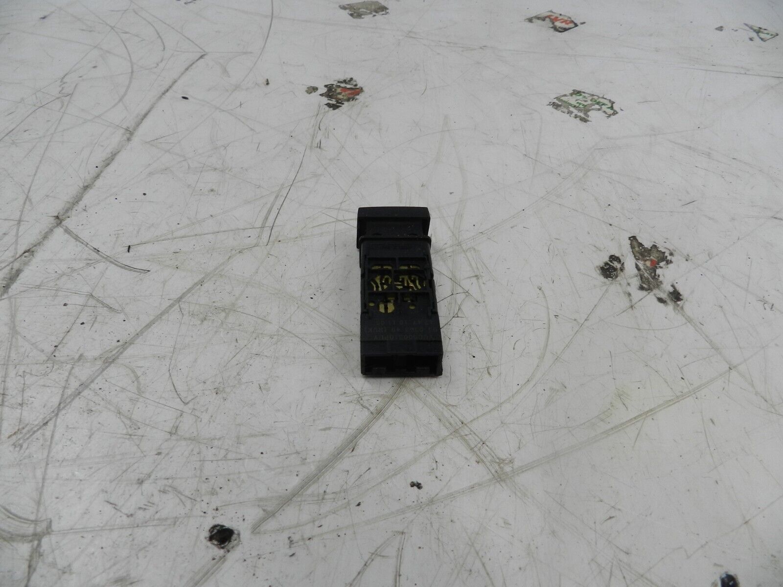 2006 LAND ROVER FREELANDER 1 TD4 L314. AIR RECIRCULATION LIGHT BUTTON SWITCH - Image 3