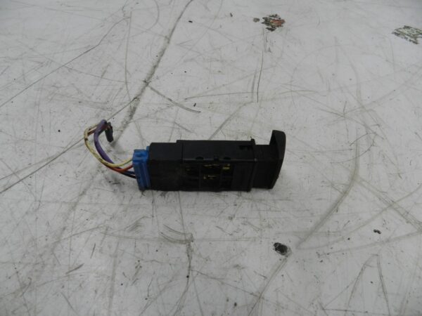 2006 LAND ROVER FREELANDER 1 TD4 L314. HILL DECENT LIGHT BUTTON SWITCH - Image 2