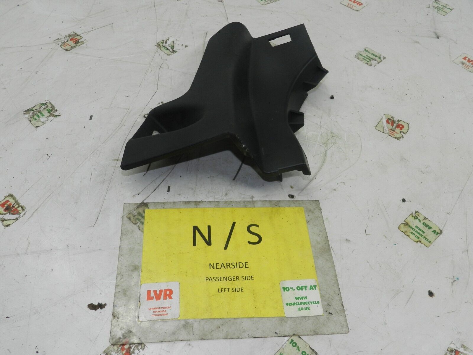 2011 NISSAN QASHQAI J10 MK1. PASSENGER SIDE TRIM 66901JD000
