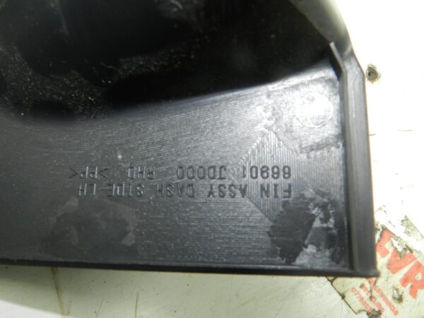 2011 NISSAN QASHQAI J10 MK1. PASSENGER SIDE TRIM 66901JD000 - Image 3