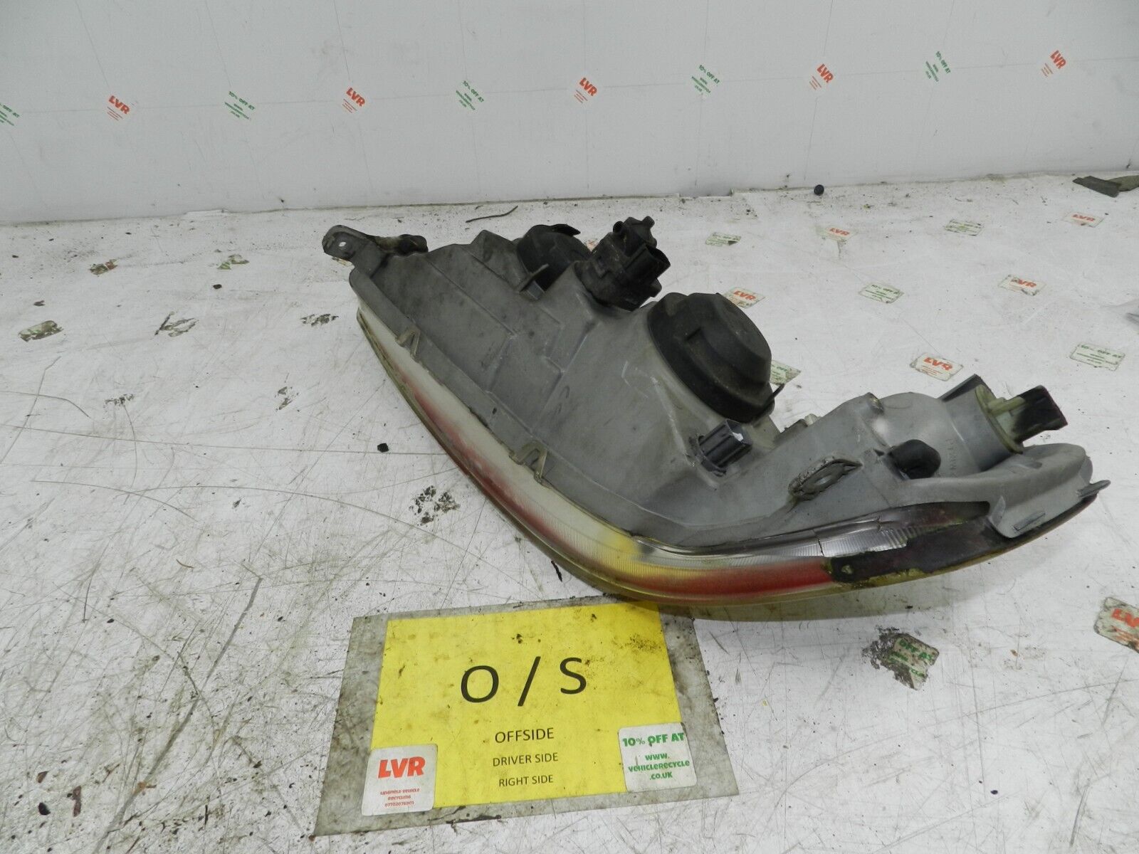 (138) 1998 HONDA ACCORD MK6. DRIVER SIDE HEAD LIGHT - Image 3