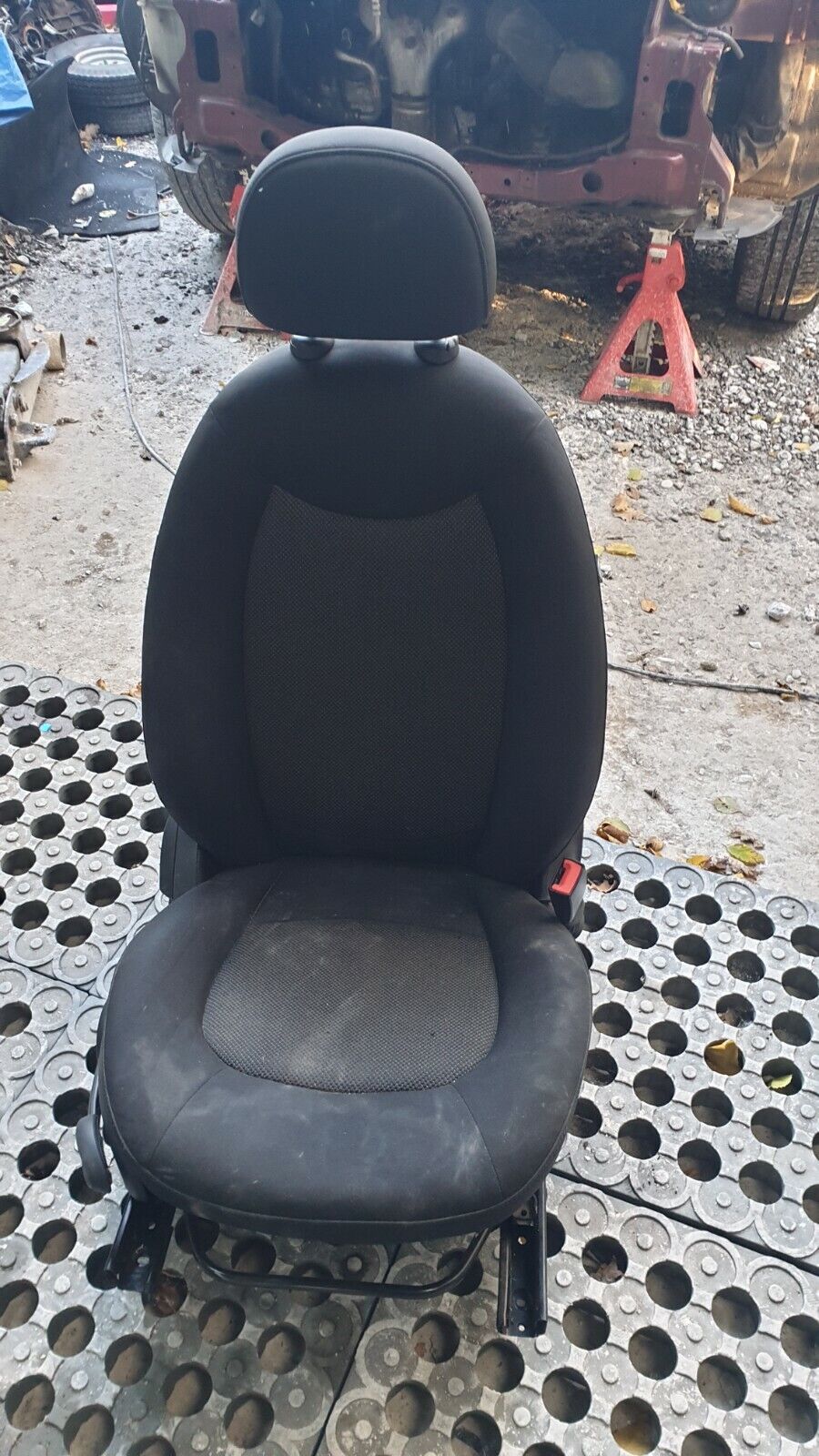 Mini Countryman 2014 R60 – Drivers Front Seat