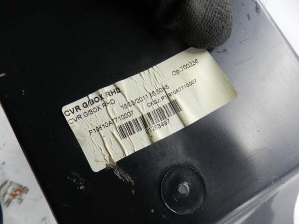 2011 NISSAN QASHQAI J10 MK1. GLOVE BOX HOUSING - Image 4