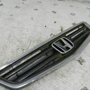 (138) 1998 HONDA ACCORD MK6. FRONT GRILLE
