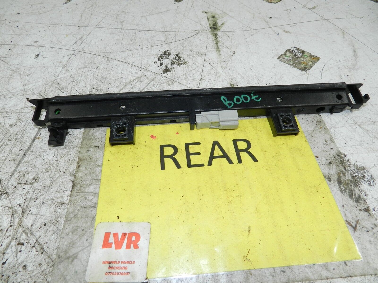 (138) 1998 HONDA ACCORD MK6. REAR HIGH LEVEL BRAKE LIGHT - Image 2