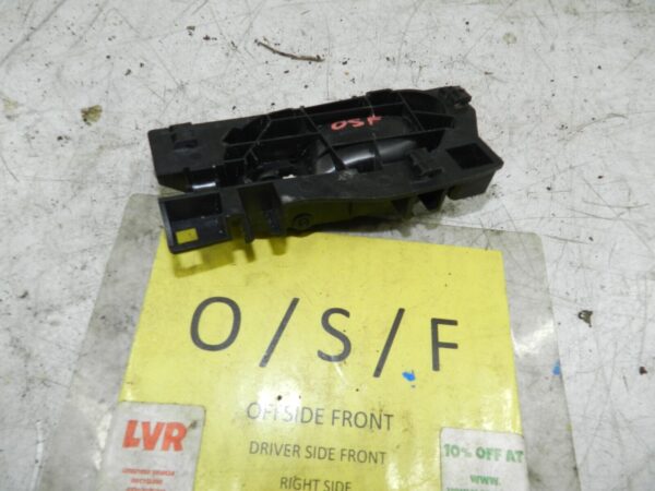 2015 CITROEN BERLINGO MK2. DRIVER SIDE FRONT INTERIOR DOOR HANDLE - Image 2