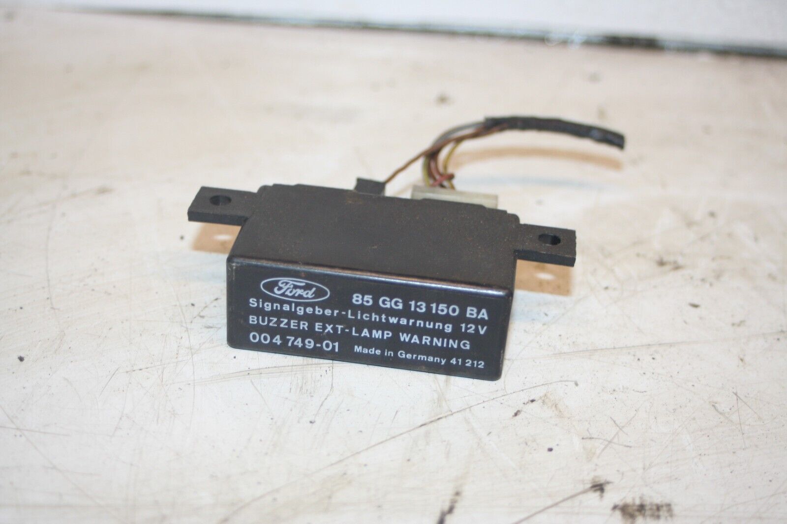 1990 FORD GRANADA MK3. 85GG 13150BA BUZER EXT-LAMP WARNING ECU LIGHT